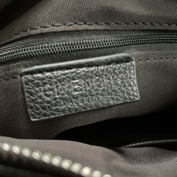 Givenchy purse - Picture 3 of 5